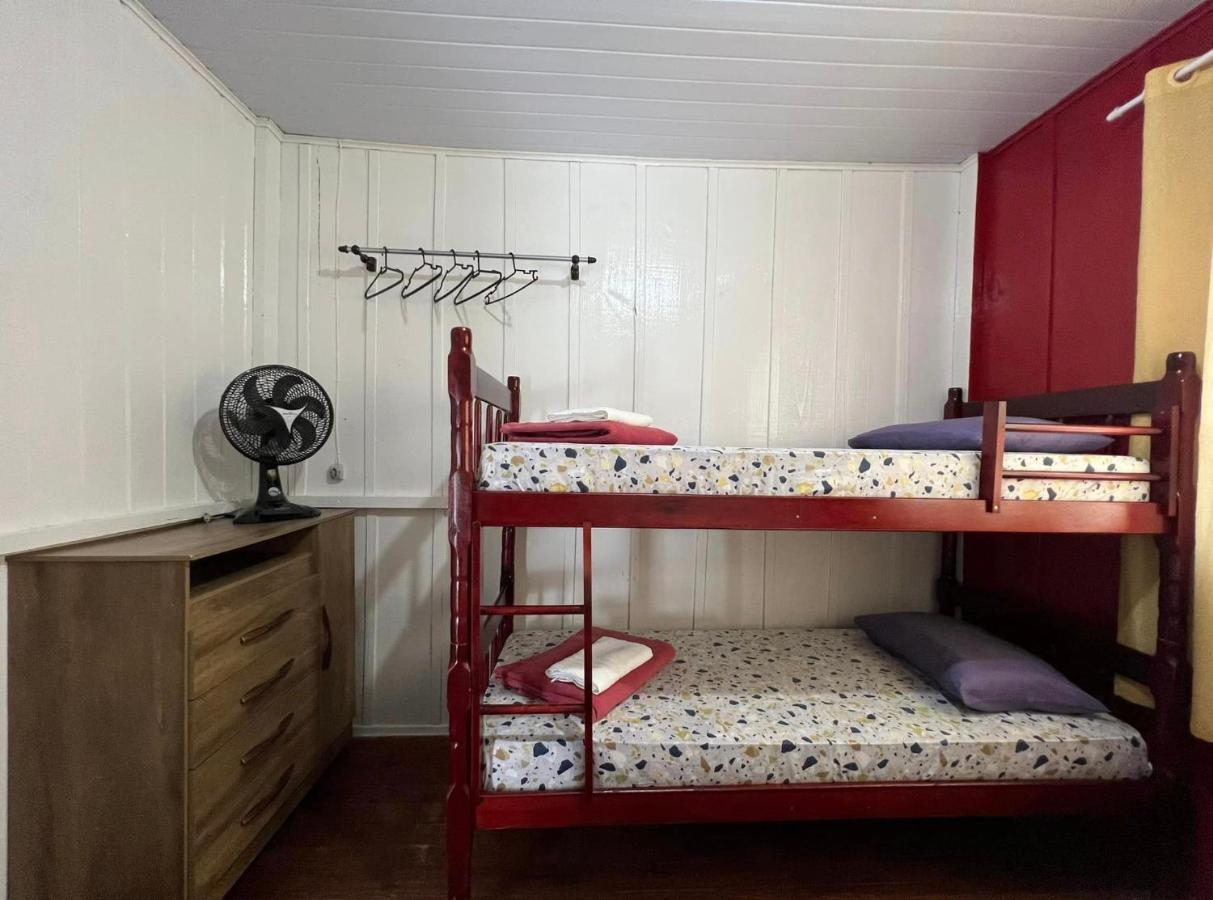 Holiday home Casa Suzena 300 Metros Beto Carrero E Praias *